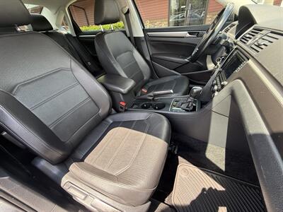 2017 Volkswagen Passat 1.8T R-Line   - Photo 26 - Flushing, MI 48433