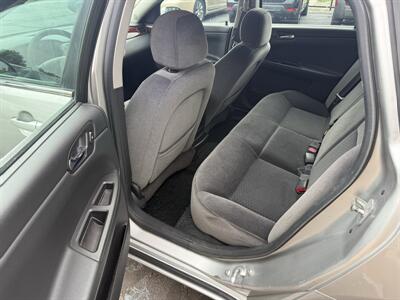 2006 Chevrolet Impala Police 6-Passenger - Photo 19 - Flushing, MI 48433