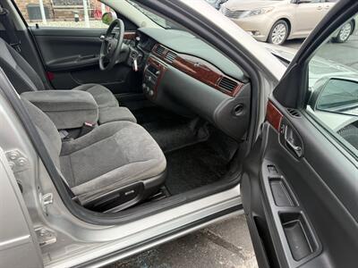 2006 Chevrolet Impala Police 6-Passenger - Photo 26 - Flushing, MI 48433