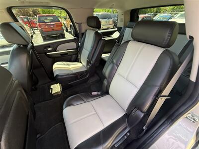 2007 Chevrolet Tahoe LT  Z71 4WD - Photo 22 - Flushing, MI 48433