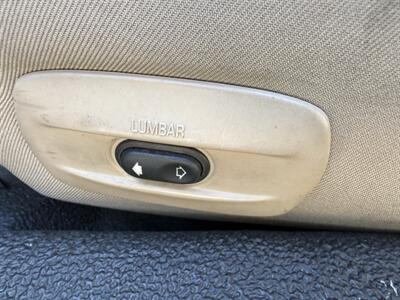 2006 Ford Crown Victoria Police Interceptor   - Photo 18 - Flushing, MI 48433