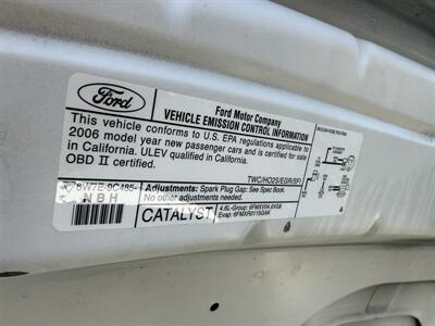 2006 Ford Crown Victoria Police Interceptor   - Photo 36 - Flushing, MI 48433