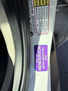 2006 Ford Crown Victoria Police Interceptor   - Photo 17 - Flushing, MI 48433