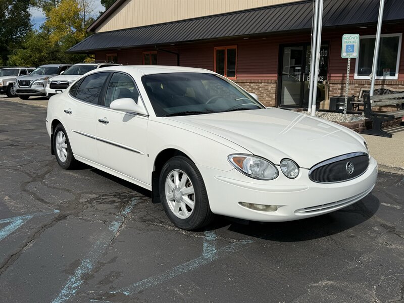 2006 Buick LaCrosse CXL   - Photo 1 - Flushing, MI 48433