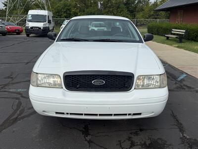 2004 Ford Crown Victoria Police Interceptor   - Photo 7 - Flushing, MI 48433