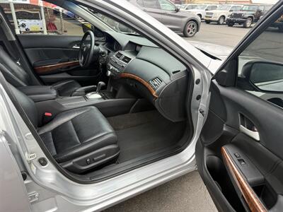 2012 Honda Accord EX-L   - Photo 24 - Flushing, MI 48433