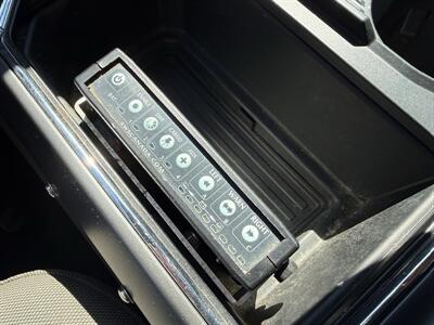 2017 Ford F-250 Super Duty XLT 4X4  M140 Service Body - Photo 17 - Flushing, MI 48433