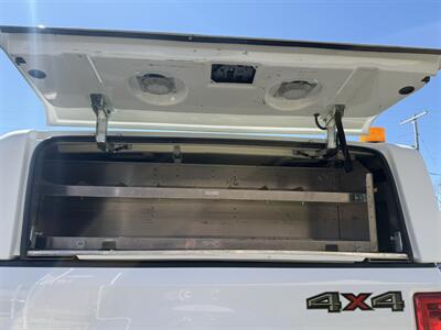 2017 Ford F-250 Super Duty XLT 4X4  M140 Service Body - Photo 23 - Flushing, MI 48433