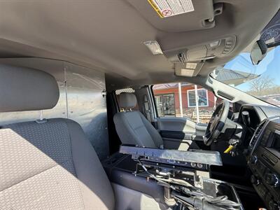 2017 Ford F-250 Super Duty XLT 4X4  M140 Service Body - Photo 34 - Flushing, MI 48433