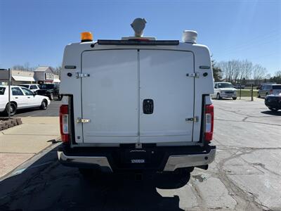 2017 Ford F-250 Super Duty XLT 4X4  M140 Service Body - Photo 6 - Flushing, MI 48433