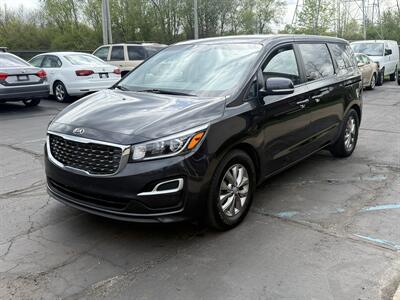 2020 Kia Sedona LX   - Photo 3 - Flushing, MI 48433
