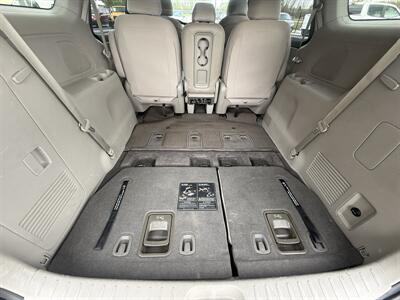 2020 Kia Sedona LX   - Photo 27 - Flushing, MI 48433