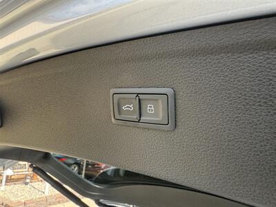 2020 Audi Q5 e quattro Premium Plus 55 TFSI   - Photo 18 - Flushing, MI 48433