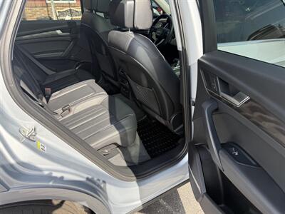2020 Audi Q5 e quattro Premium Plus 55 TFSI   - Photo 17 - Flushing, MI 48433