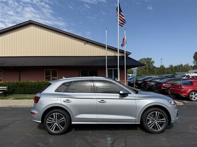 2020 Audi Q5 e quattro Premium Plus 55 TFSI   - Photo 2 - Flushing, MI 48433