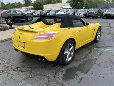 2008 Saturn SKY Red Line 5-Speed Manual - Photo 18 - Flushing, MI 48433