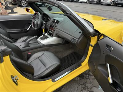 2008 Saturn SKY Red Line 5-Speed Manual - Photo 39 - Flushing, MI 48433