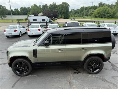 2021 Land Rover Defender 110 X-Dynamic HSE   - Photo 5 - Flushing, MI 48433