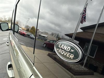 2021 Land Rover Defender 110 X-Dynamic HSE   - Photo 10 - Flushing, MI 48433