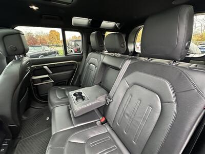 2021 Land Rover Defender 110 X-Dynamic HSE   - Photo 22 - Flushing, MI 48433