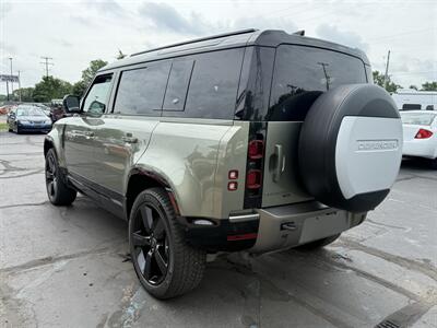 2021 Land Rover Defender 110 X-Dynamic HSE   - Photo 6 - Flushing, MI 48433