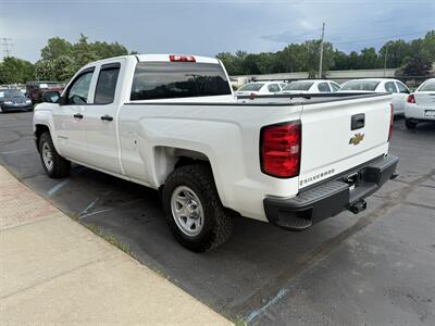 2015 Chevrolet Silverado 1500 Double Cab  4X4 WT - Photo 7 - Flushing, MI 48433