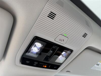2025 Volkswagen ID. Buzz 1st Edition 4Motion   - Photo 17 - Flushing, MI 48433
