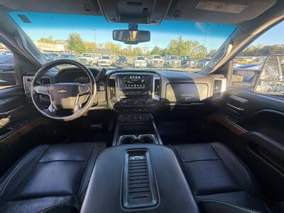 2016 Chevrolet Silverado 3500 LTZ Crew  DRW 4x4 Duramax - Photo 21 - Flushing, MI 48433