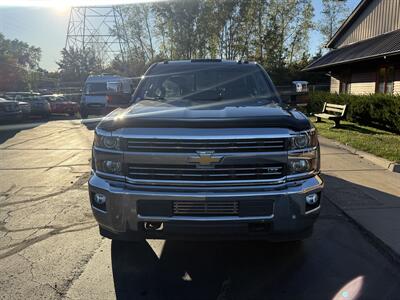 2016 Chevrolet Silverado 3500 LTZ Crew  DRW 4x4 Duramax - Photo 3 - Flushing, MI 48433