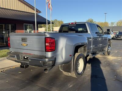 2016 Chevrolet Silverado 3500 LTZ Crew  DRW 4x4 Duramax - Photo 5 - Flushing, MI 48433