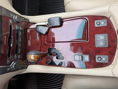 2007 Lexus LS 460   - Photo 19 - Flushing, MI 48433