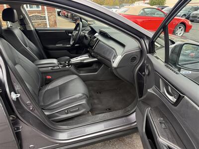2018 Honda Clarity Plug-In Hybrid Touring   - Photo 27 - Flushing, MI 48433