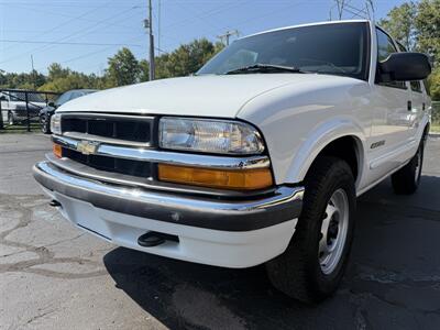 2004 Chevrolet Blazer LS  4X4 - Photo 35 - Flushing, MI 48433