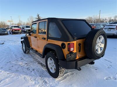 2012 Jeep Wrangler Unlimited Sport  6-Speed 4X4 - Photo 6 - Flushing, MI 48433