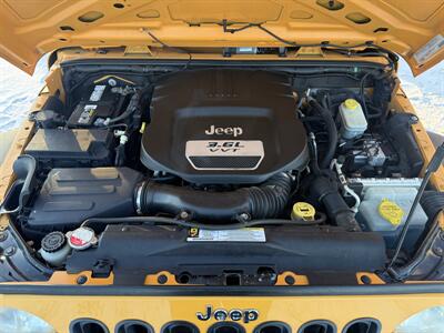 2012 Jeep Wrangler Unlimited Sport  6-Speed 4X4 - Photo 33 - Flushing, MI 48433