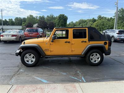 2012 Jeep Wrangler Unlimited Sport 6-Speed 4X4 - Photo 9 - Flushing, MI 48433