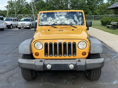 2012 Jeep Wrangler Unlimited Sport 6-Speed 4X4 - Photo 4 - Flushing, MI 48433