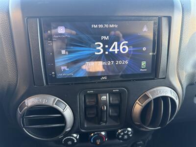 2012 Jeep Wrangler Unlimited Sport  6-Speed 4X4 - Photo 19 - Flushing, MI 48433