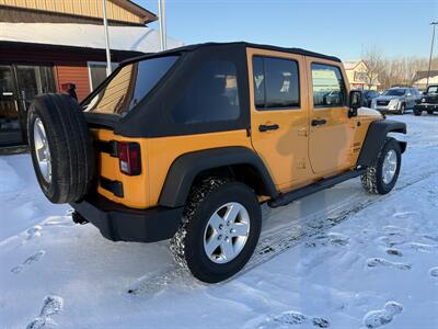 2012 Jeep Wrangler Unlimited Sport  6-Speed 4X4 - Photo 8 - Flushing, MI 48433