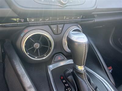2017 Chevrolet Camaro LT RS  Convertible - Photo 26 - Flushing, MI 48433