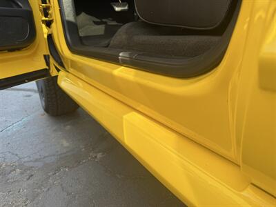 2005 Dodge Ram 1500 HEMI Rumble Bee - Photo 34 - Flushing, MI 48433