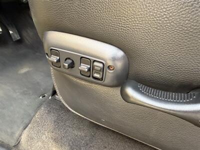 2005 Dodge Ram 1500 HEMI Rumble Bee - Photo 33 - Flushing, MI 48433