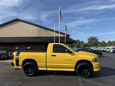 2005 Dodge Ram 1500 HEMI Rumble Bee - Photo 5 - Flushing, MI 48433