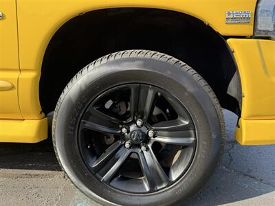 2005 Dodge Ram 1500 HEMI Rumble Bee - Photo 19 - Flushing, MI 48433