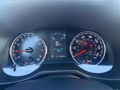 2020 Toyota RAV4 LE  AWD - Photo 12 - Flushing, MI 48433