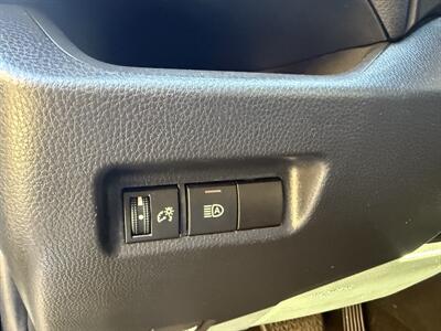 2020 Toyota RAV4 LE  AWD - Photo 24 - Flushing, MI 48433