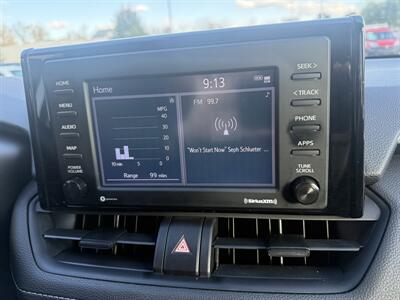 2020 Toyota RAV4 LE  AWD - Photo 14 - Flushing, MI 48433