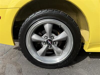 2001 Ford Mustang GT 5-Speed Manual - Photo 21 - Flushing, MI 48433
