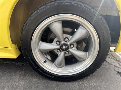 2001 Ford Mustang GT 5-Speed Manual - Photo 22 - Flushing, MI 48433