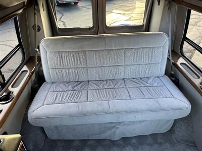 2006 Ford E250 Van Starcraft Conversion  Braun Mobility - Photo 29 - Flushing, MI 48433